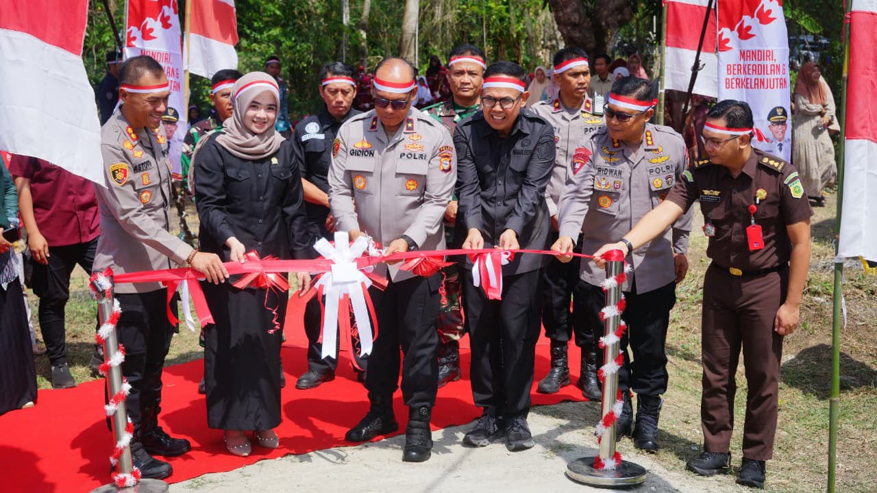 Jembatan Merah Putih Resmi Menghubungkan Warga Awangpone, 70 KK Kini Nikmati Akses Lebih Mudah