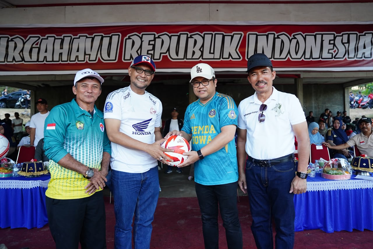 HUT RI di Parangloe Dimulai dari Lapangan Hijau, Turnamen Antar Desa Satukan Warga