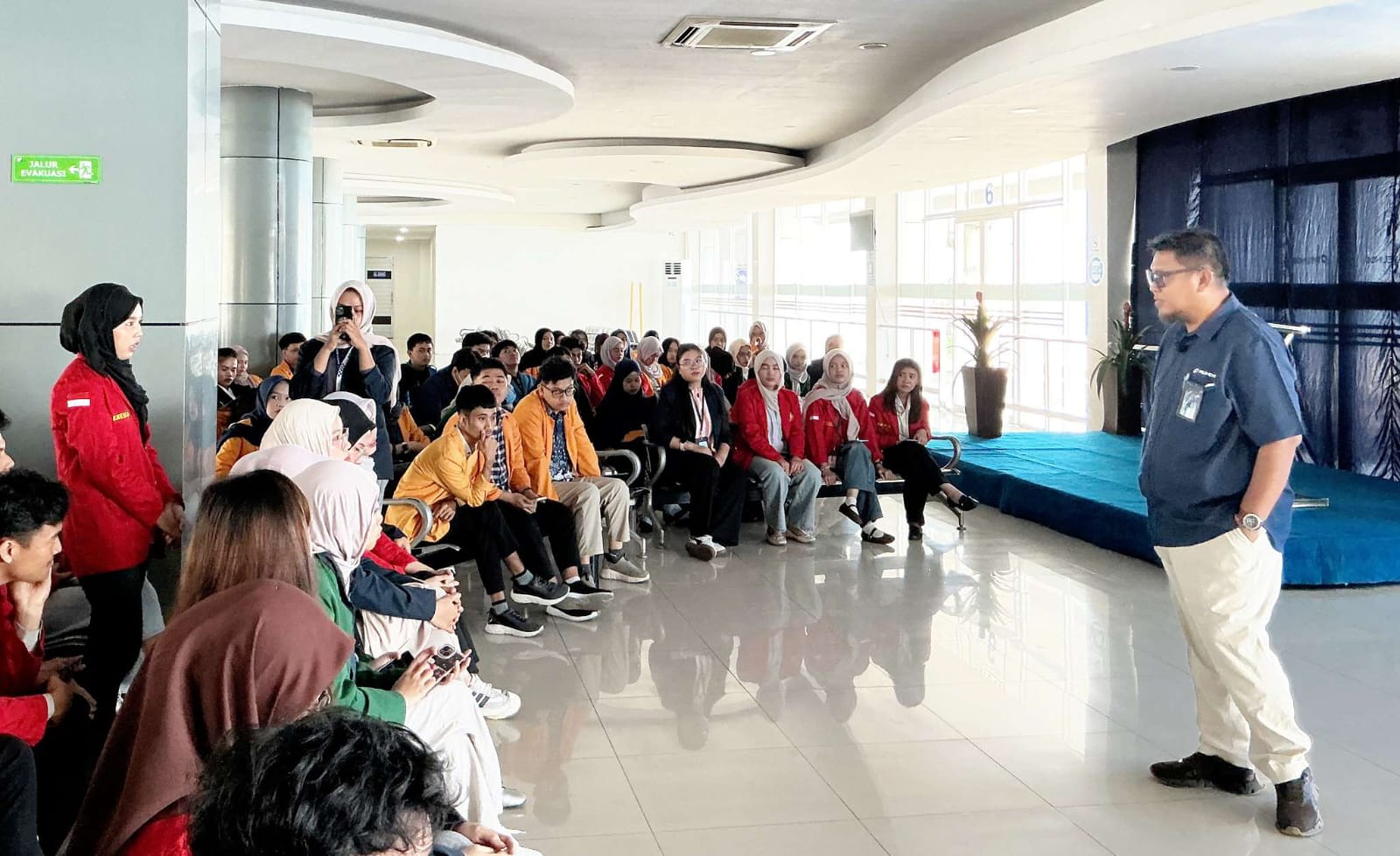 Pelindo Makassar Bekali 100 Mahasiswa Magang, Dorong Lahirnya Ide Inovatif untuk Dunia Kepelabuhanan