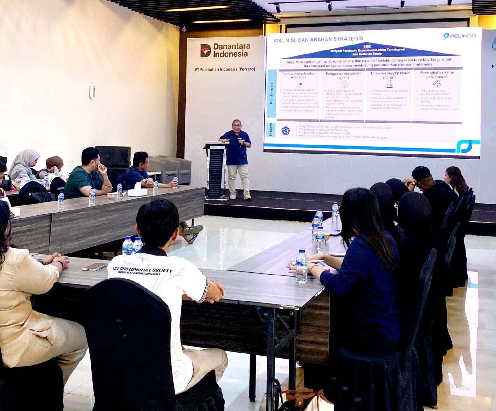 Pelindo Regional 4 Makassar Sambut Company Visit Mahasiswa FEB Unhas dan Management Science University